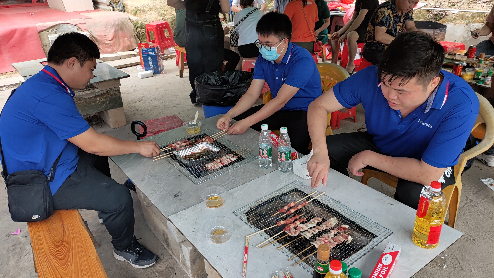 松湖騎行，穿樹(shù)飛花；農(nóng)家休閑，擁抱自然